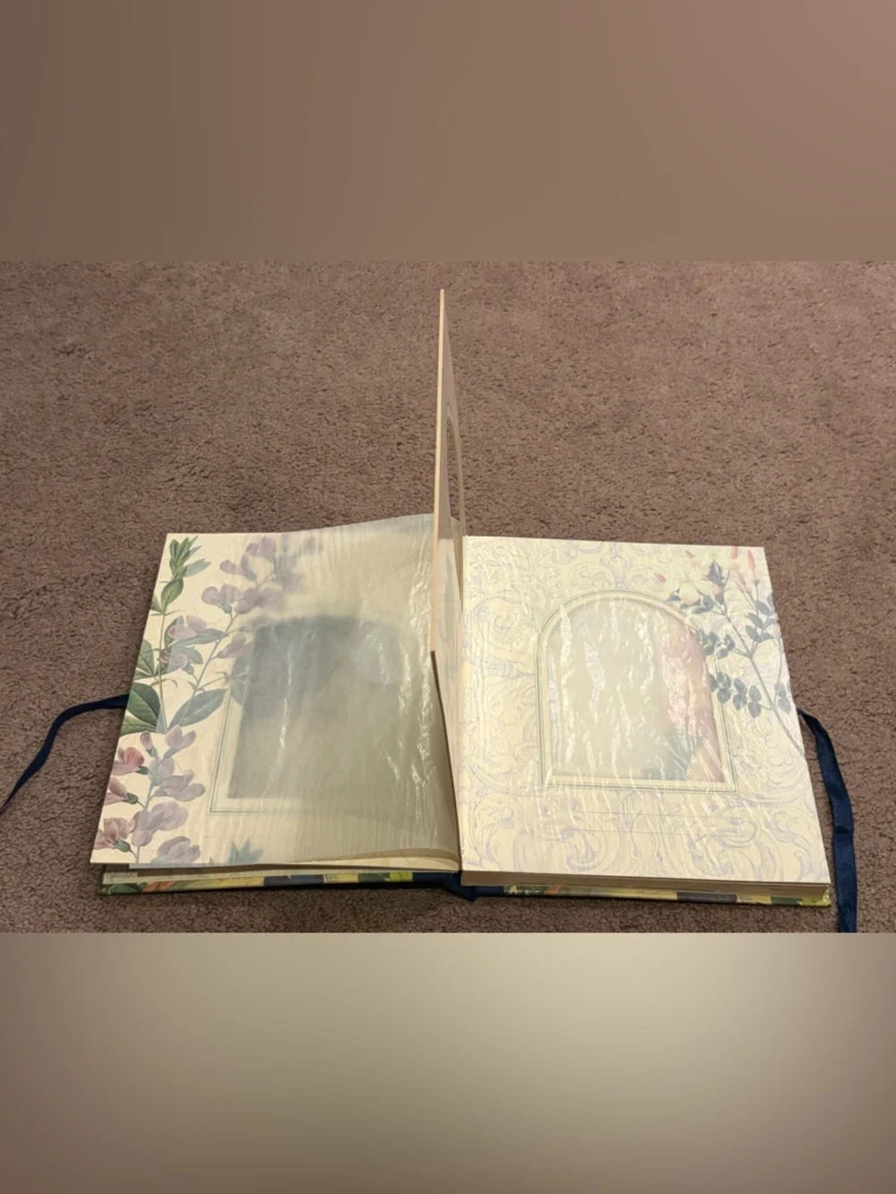 1996 Vintage Victorian Style Photo Album Michel Publishing Cottagecore Floral